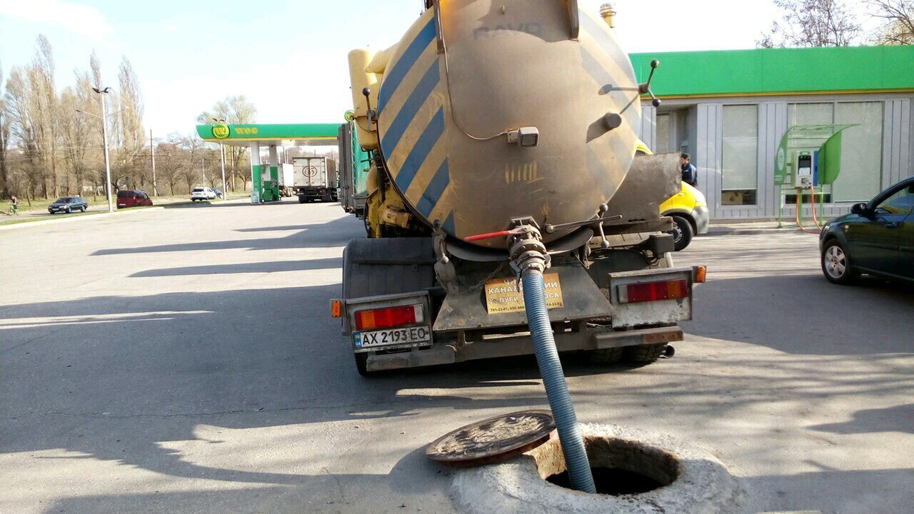 Откачка автомоек, ила, нечистот, стоков, песка в Краснодаре